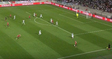 1665091433102032384.gif 澳洲幸运10开奖结果-【欧联】C罗8射+中柱+助攻 两替补3射1传 曼联3比2